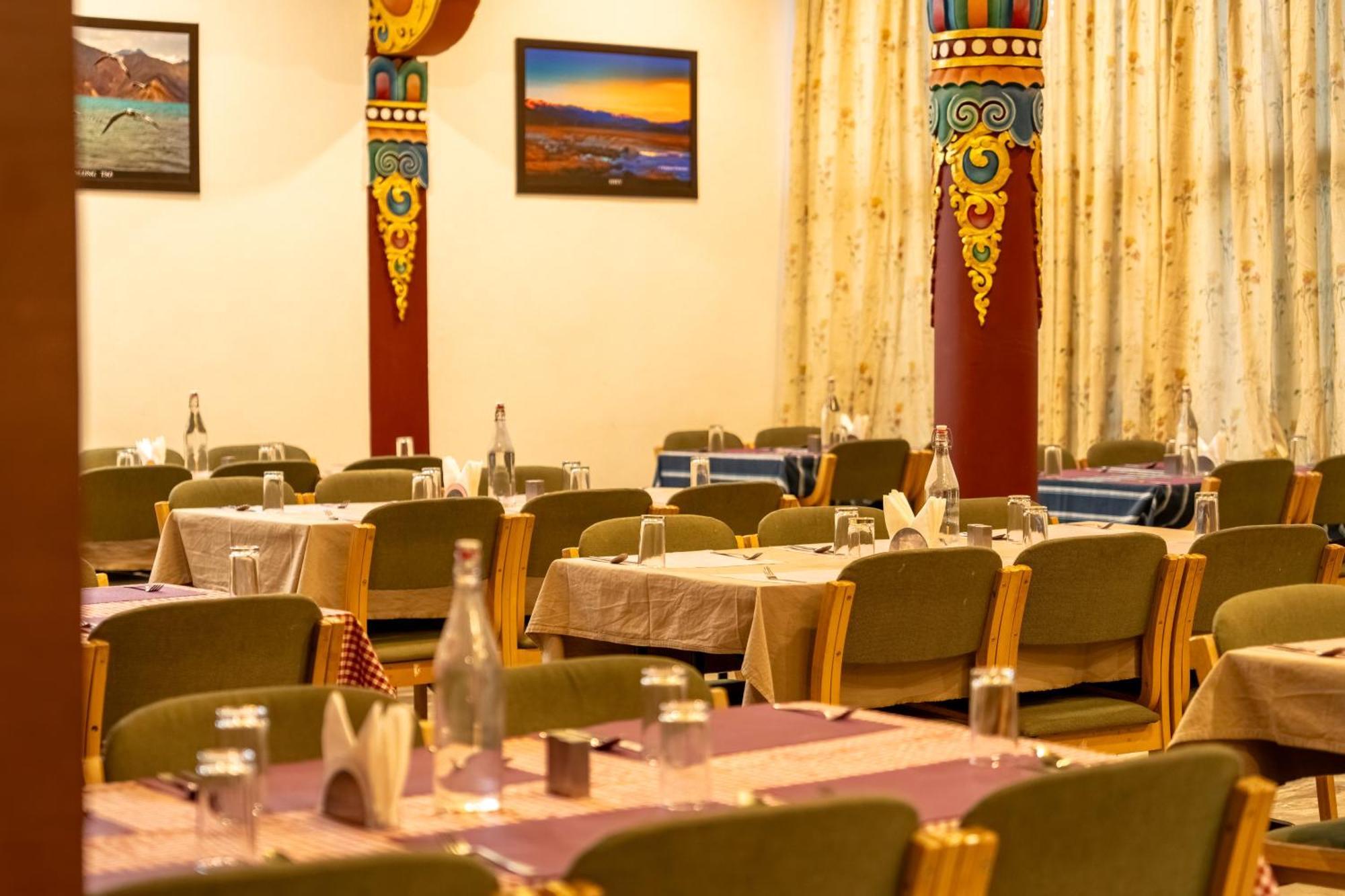 לה Hotel Gawaling International מראה חיצוני תמונה