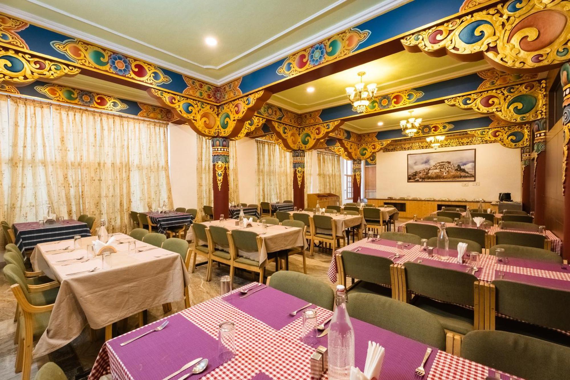 לה Hotel Gawaling International מראה חיצוני תמונה